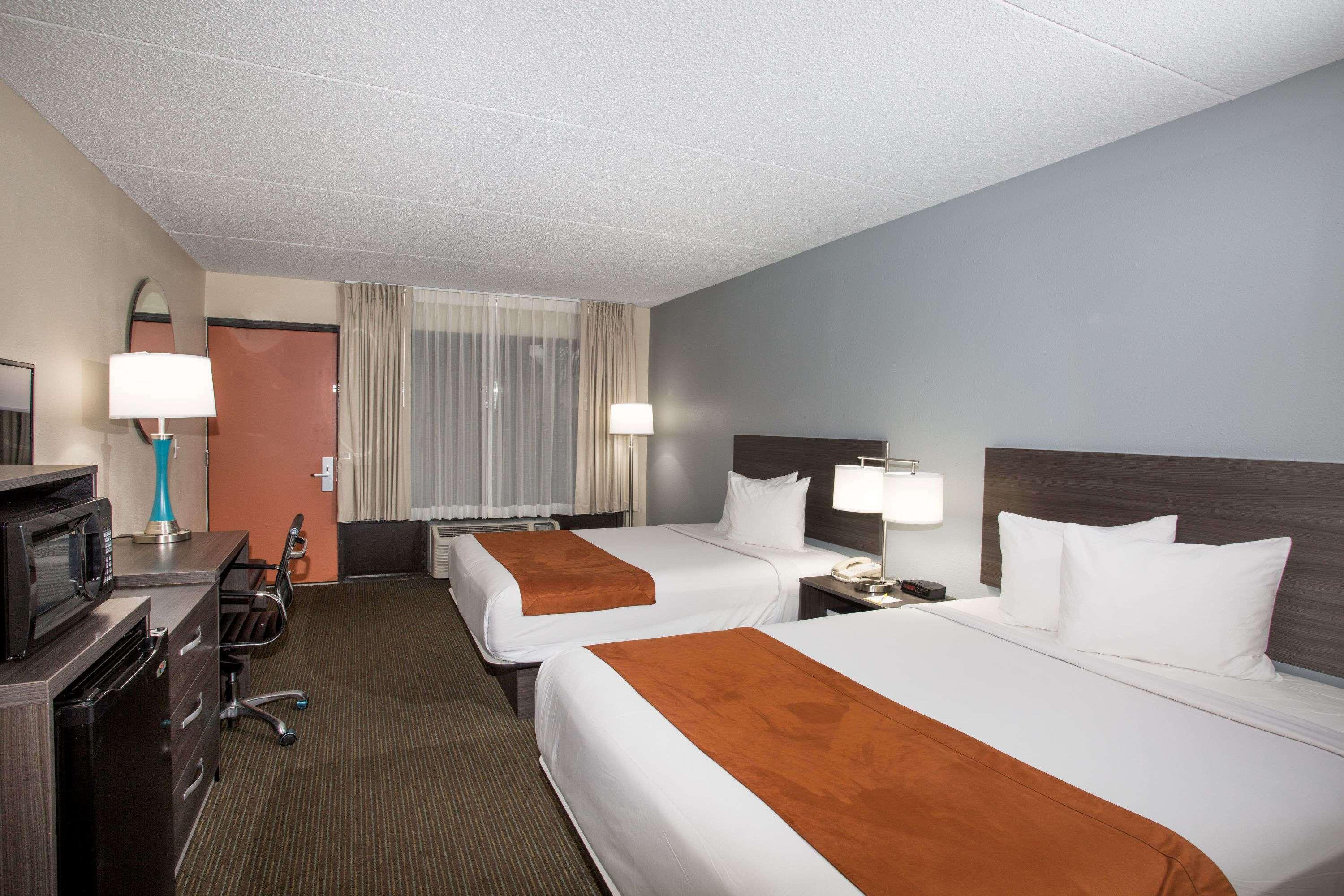 Days Inn & Suites By Wyndham Orlando Airport Exterior foto