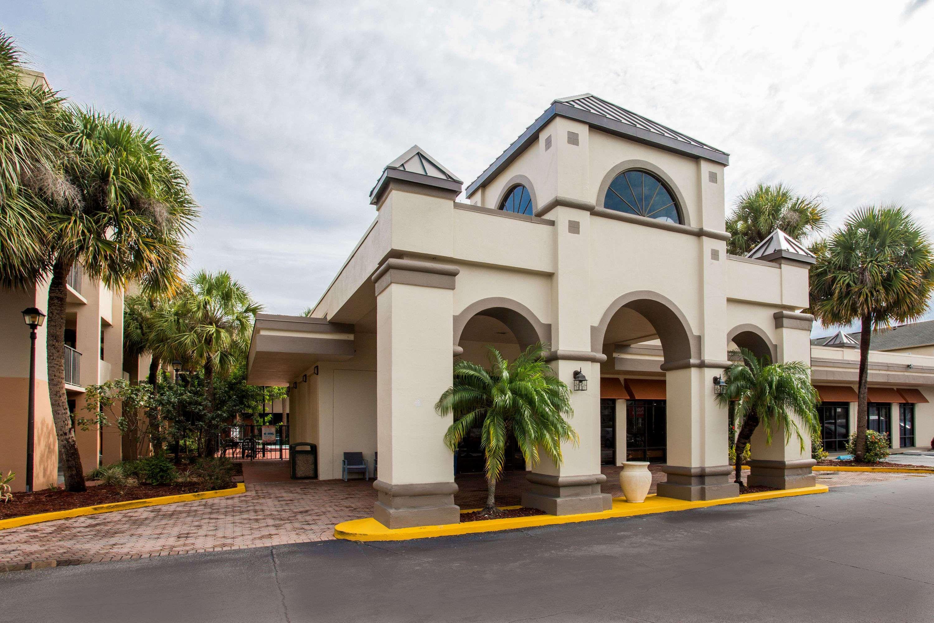 Days Inn & Suites By Wyndham Orlando Airport Exterior foto
